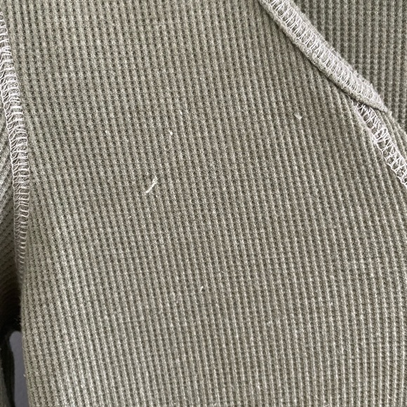 American Eagle Long Sleeve Crop Top - Picture 4 of 4